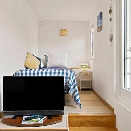 Le Miroir Aux Fees Bed & Breakfast Bordeaux