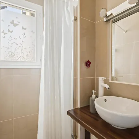 Le Miroir Aux Fees Bed & Breakfast Bordeaux